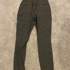 Athleta Highlands Hybrid Cargo Pant